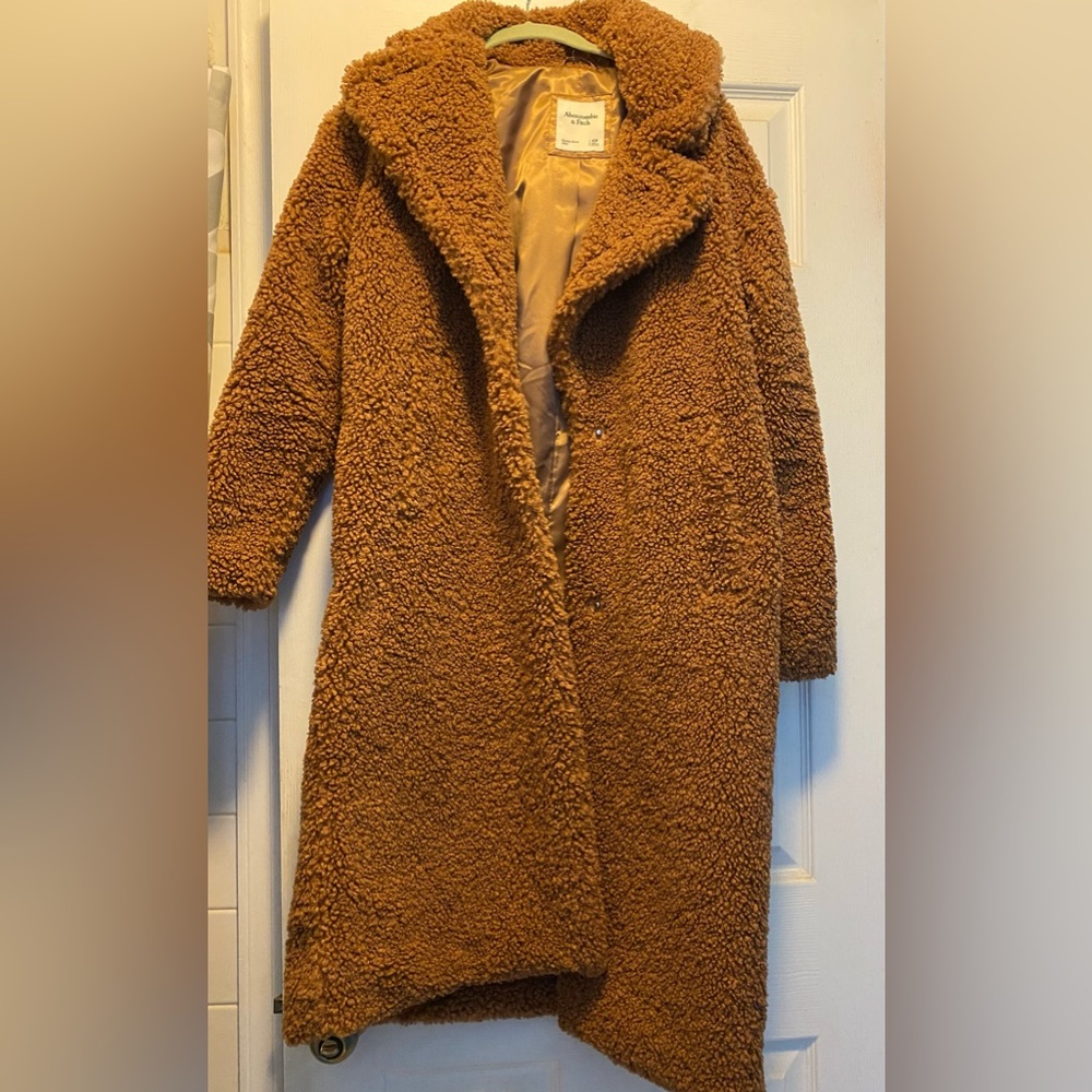 SOLD Abercrombie and Fitch Brown Teddy Coat - Picture 3 of 3